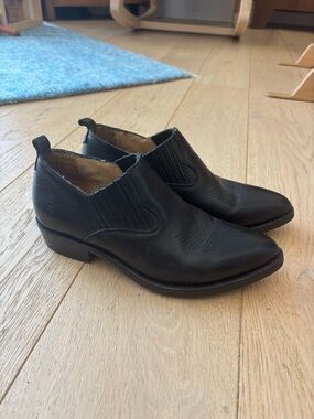 Frye Classic Black Leather Slip-On Western Ankle Boots for women